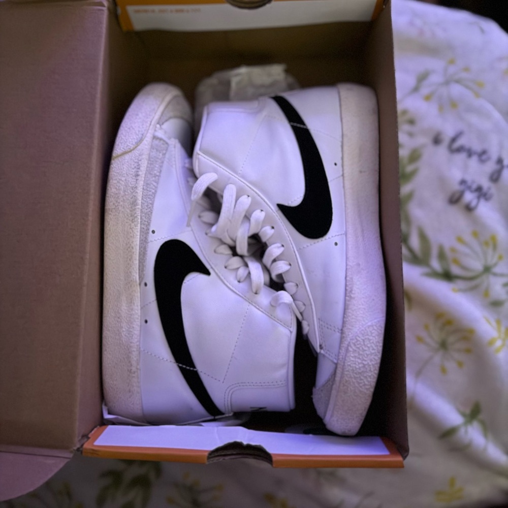 Nike shoes
